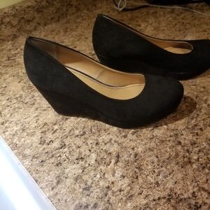 Elegant Black Wedge Shoes